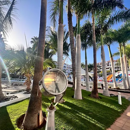 Seafront New Modern * Playa de las Americas (Tenerife)