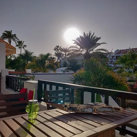 Seafront New Modern Apartament