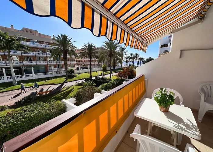 Seafront New Modern Διαμέρισμα *