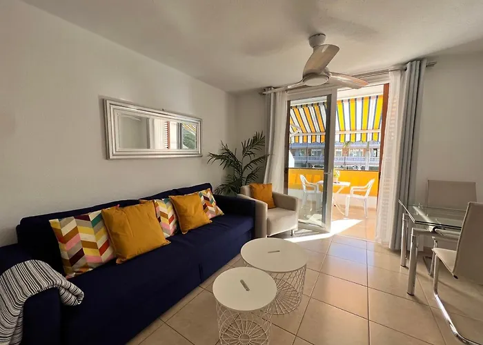 דירה Seafront New Modern *