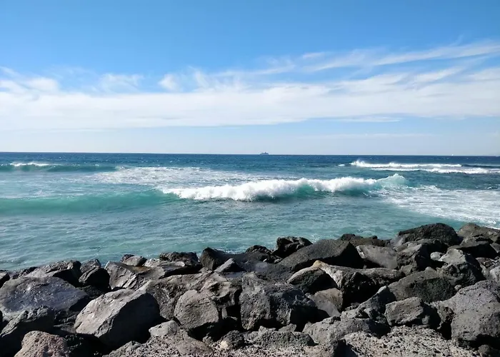 דירה Seafront New Modern *