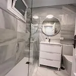 Seafront New Modern Apartman *