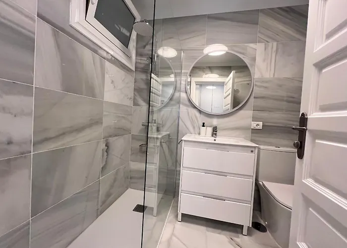 Seafront New Modern Apartmán *